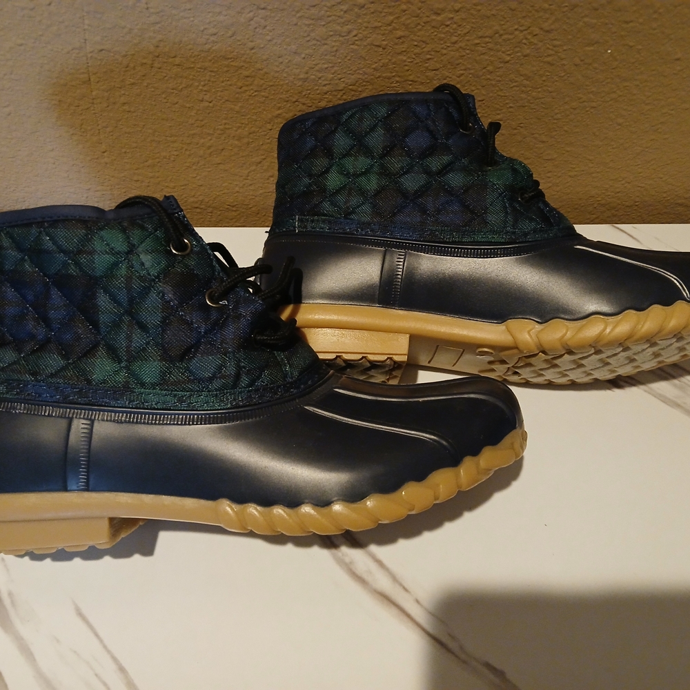 Women's Quilted Navy and Green Winter Boots